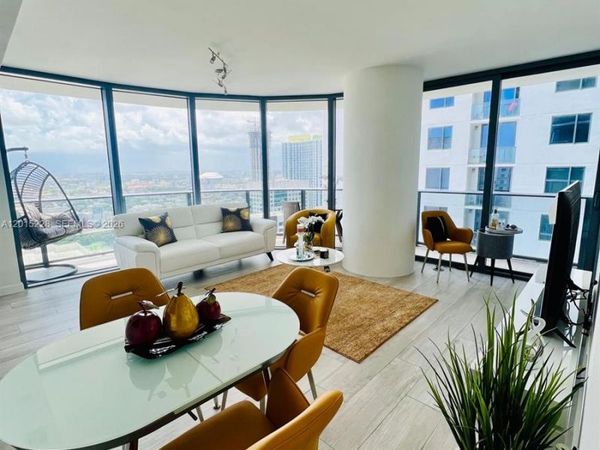 55 SW 9th St , Unit 3308, Miami, FL 33130