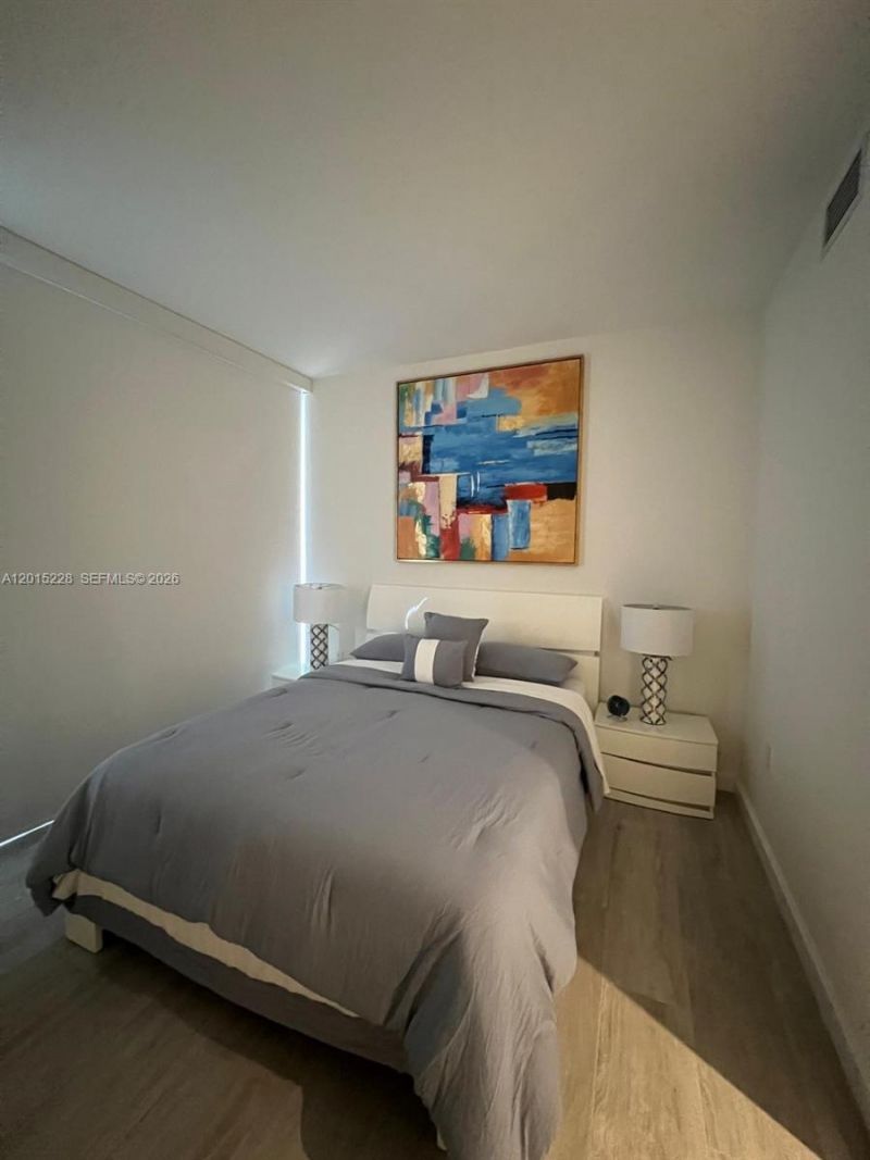 55 SW 9th St , Unit 3308, Miami, FL 33130 Photo