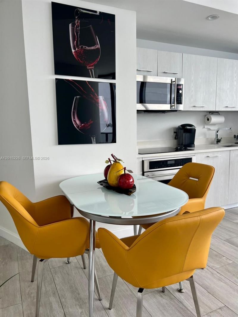 55 SW 9th St , Unit 3308, Miami, FL 33130 Photo