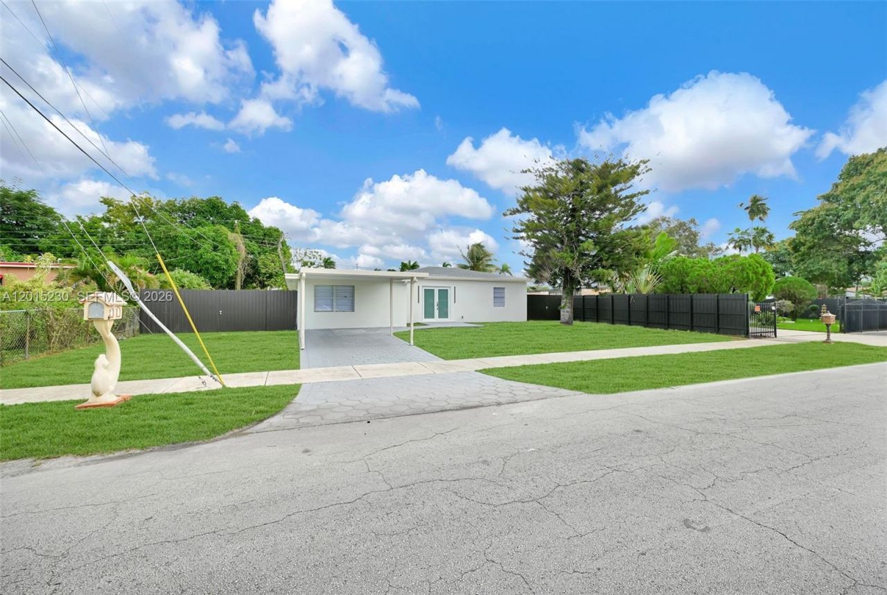 12621 NW 22nd Ct , Miami, FL 33167 Photo