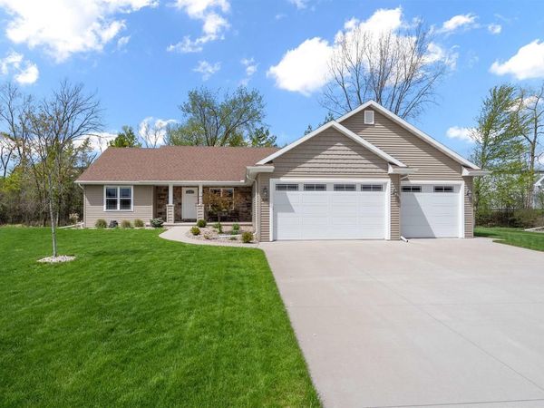 2078 SUGAR COURT, Appleton, WI 54913