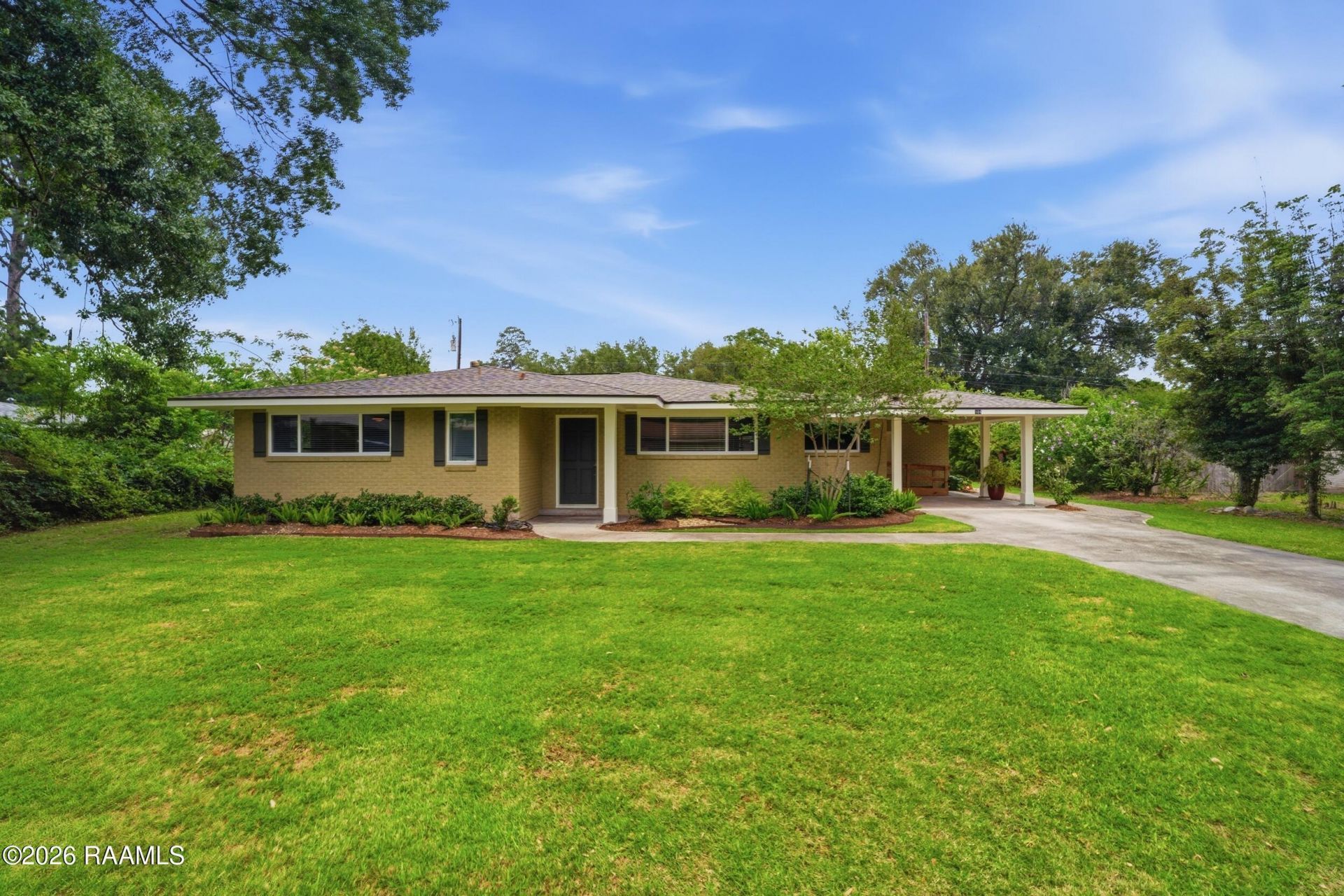 104 Donald Drive, Lafayette, LA 70503 Main Photo