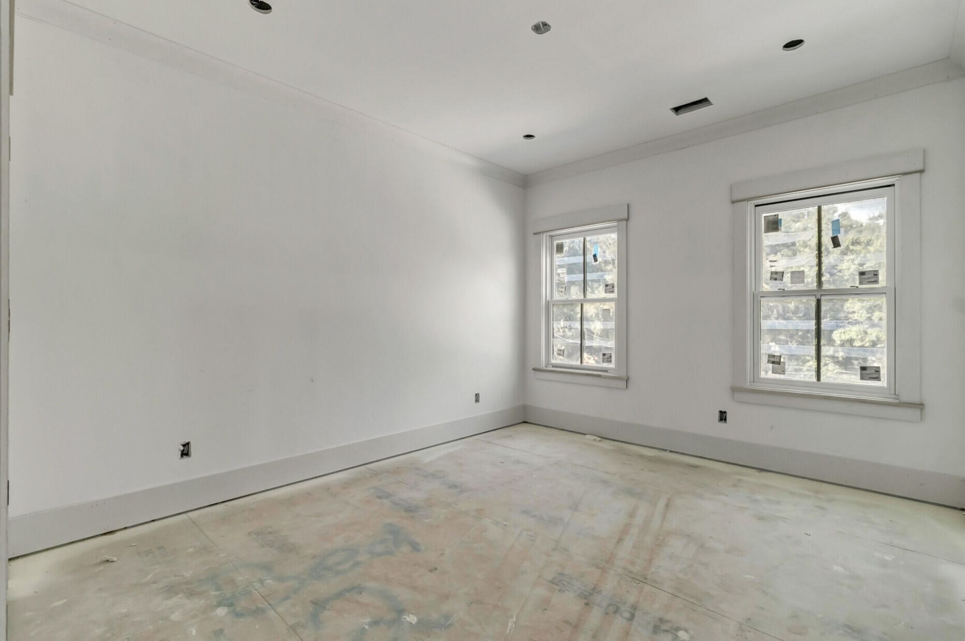 11 25th Avenue Photo 36