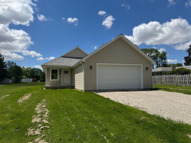 91 Elwood Street, Tiffin, OH 44883 Photo 1