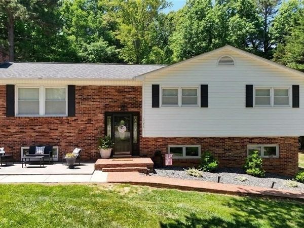 129 Swiss Haven Drive, Pilot Mountain, NC 27041