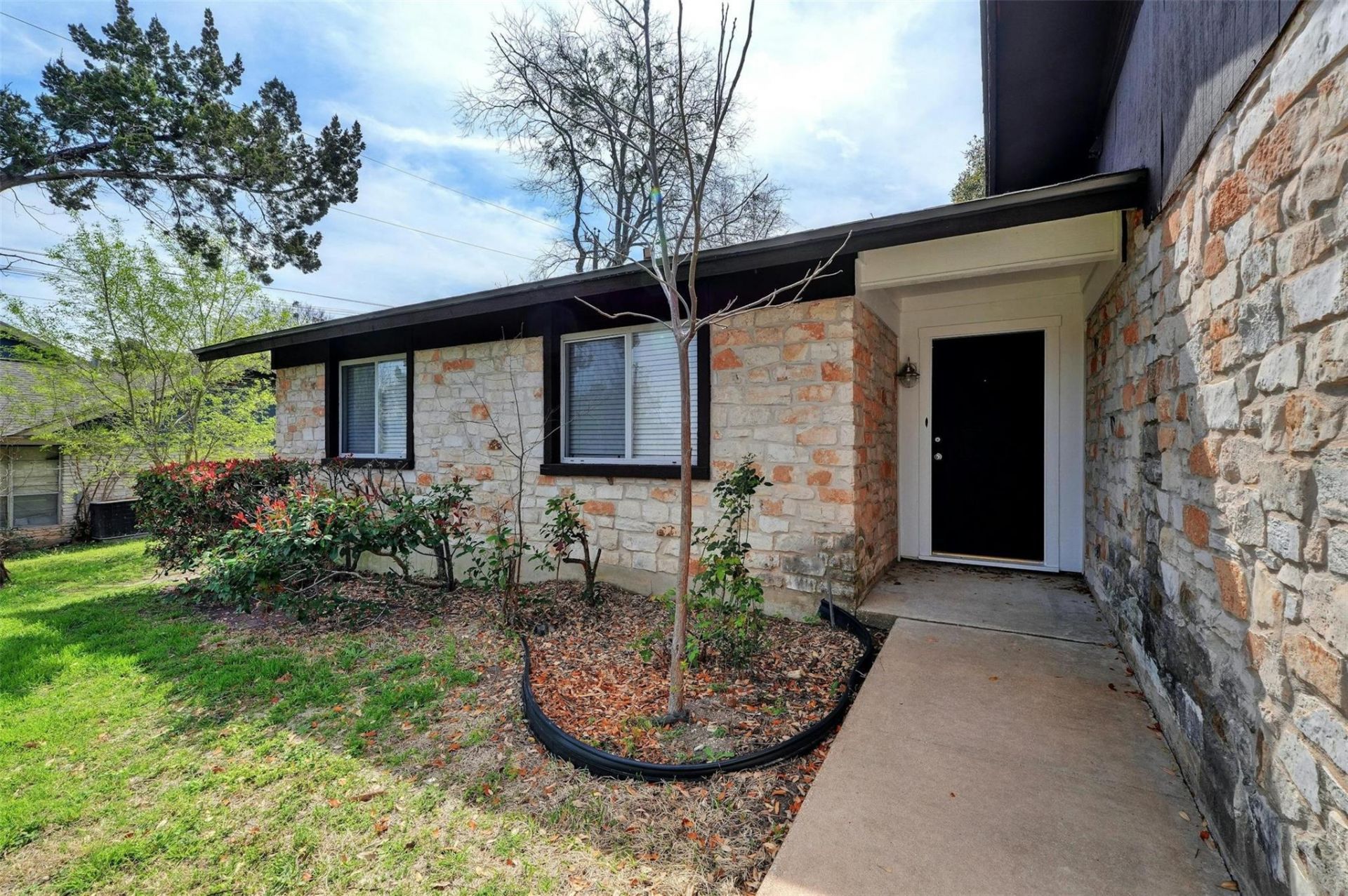 11609 River Oaks Trl, Austin, TX 78753 Main Photo