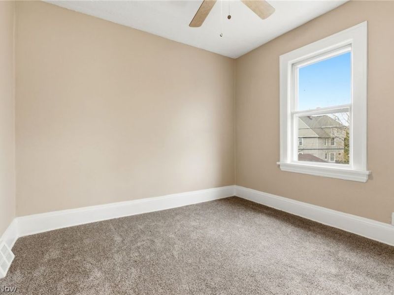 1521 Blossom Park Avenue, Lakewood, OH 44107 Photo 20