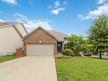2560 Spring Valley Loop, Lexington, KY 40511