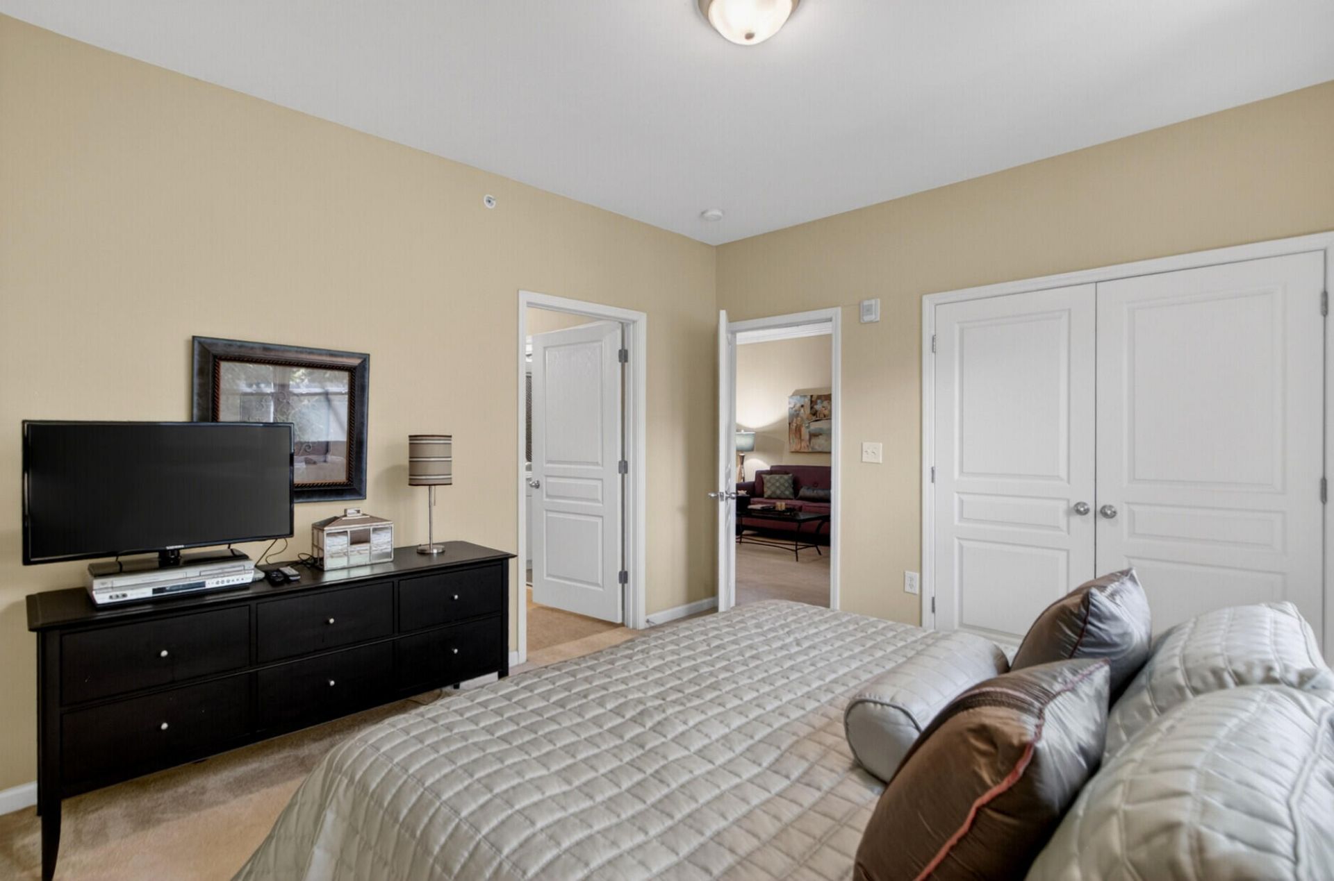 300 Bucksley Lane Photo 11
