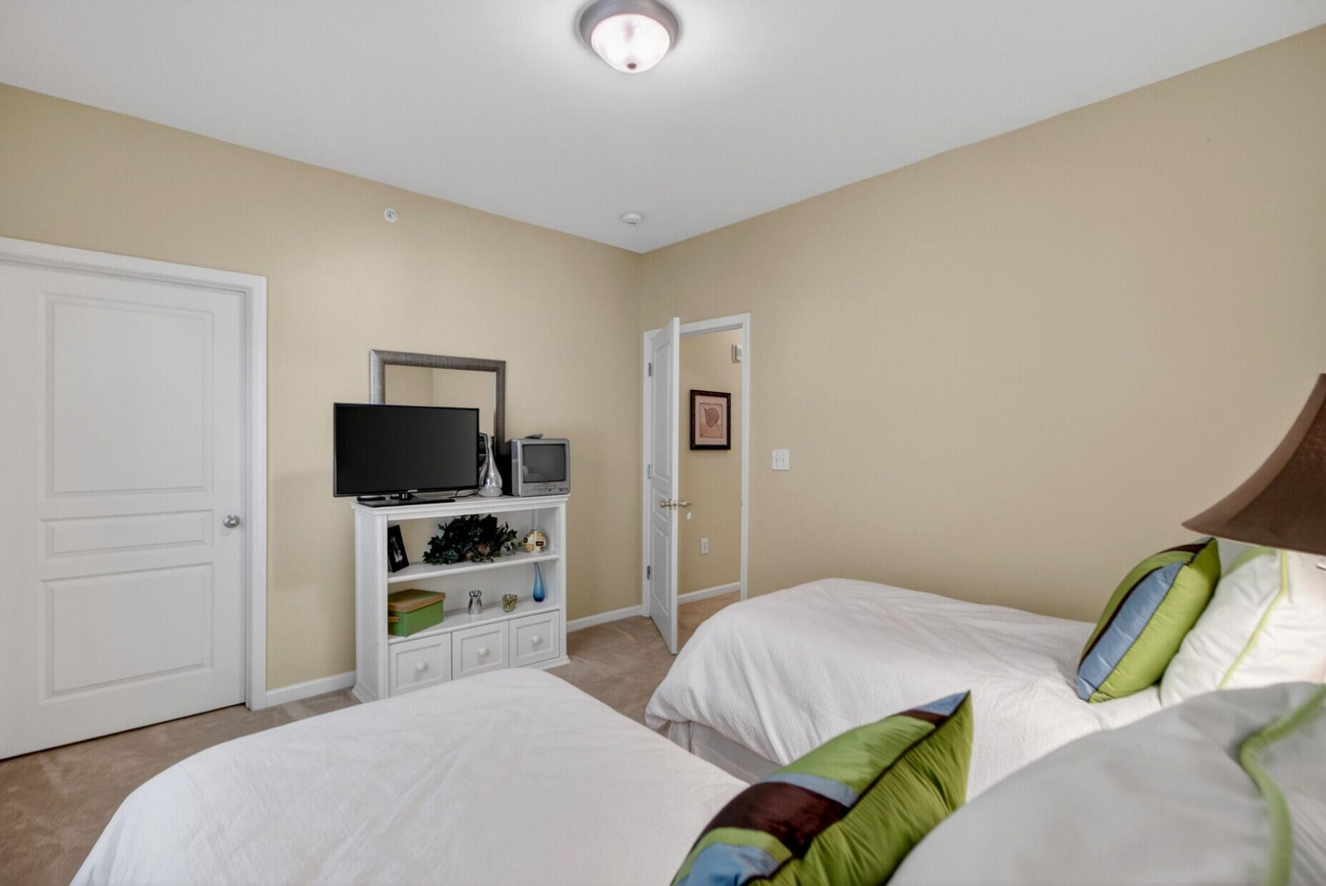 300 Bucksley Lane Photo 17