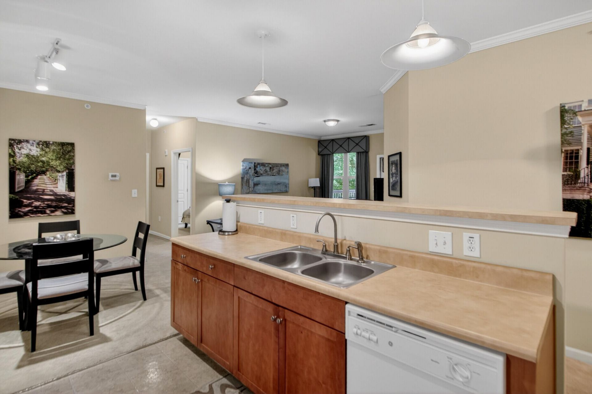300 Bucksley Lane Photo 6