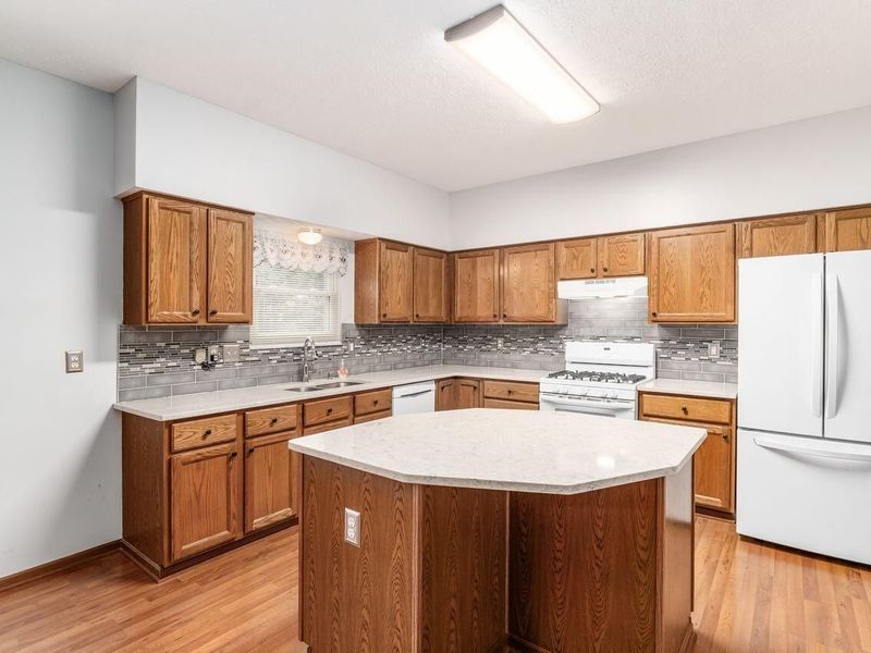 13628 Fernlace Court NW, Pickerington, OH 43147 Photo 13