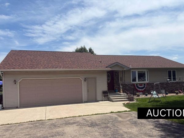 N8798 Beaver Point Road, Randolph, WI 53956