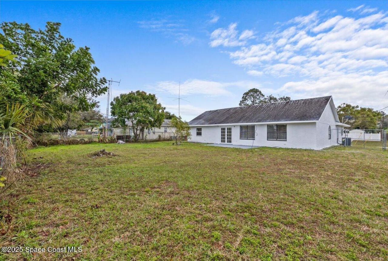 1051 Flower Street Nw, Palm Bay, FL 32907 Photo
