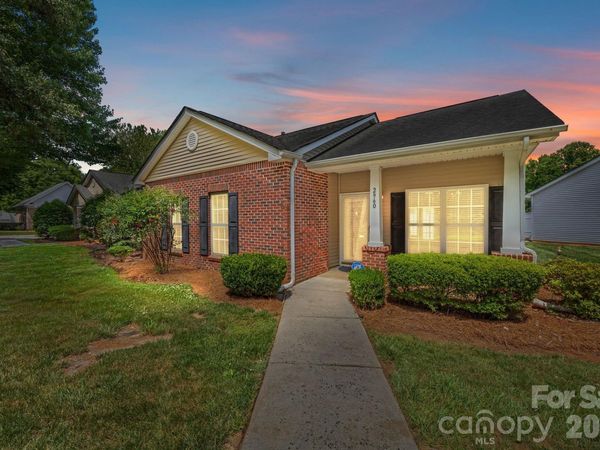 2960 Zion Renaissance Lane , Charlotte, NC 28269