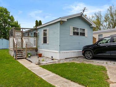 107 Township Road 810, Unit 11, West Salem, OH 44287
