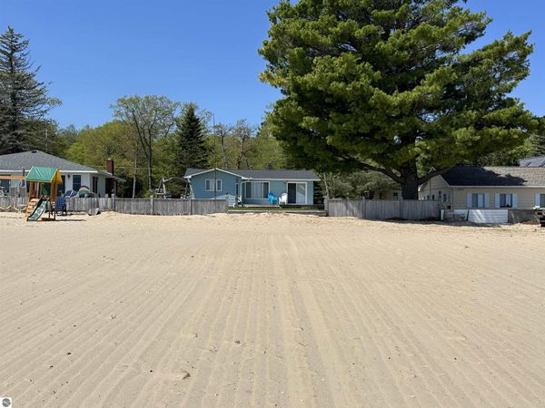 7724 US-23 N, Oscoda, MI 48750