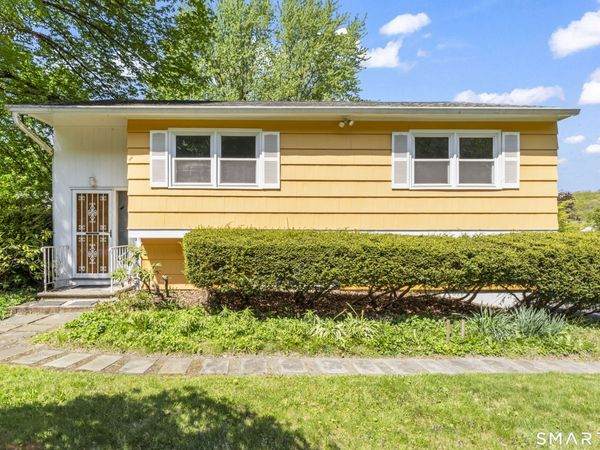 10 Brookwood, Bethel, CT 06801