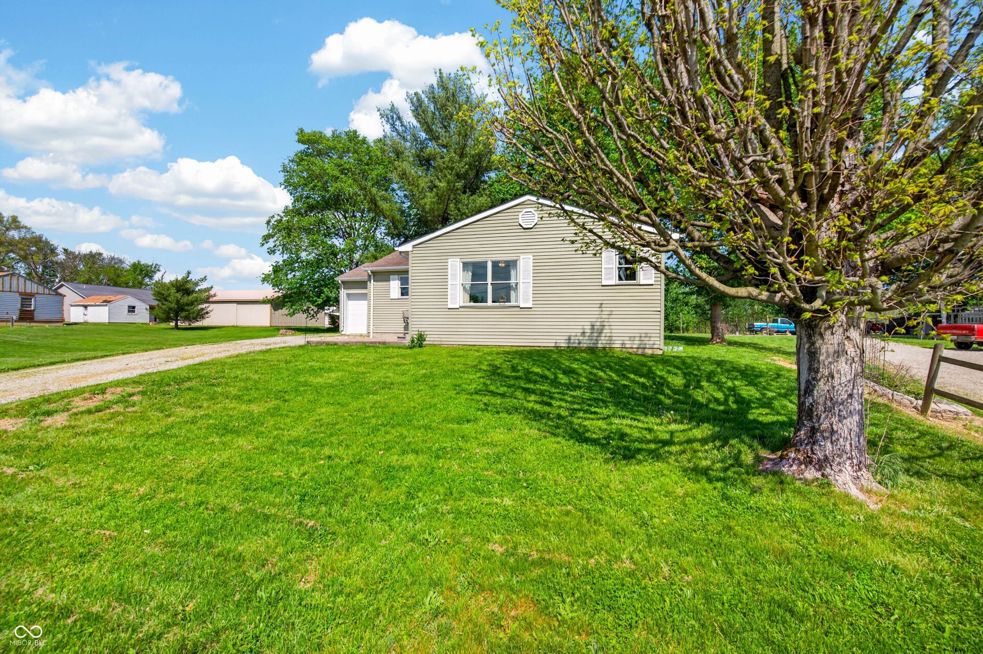 210 S County Road 675 W, North Vernon, IN 47265 Main Photo