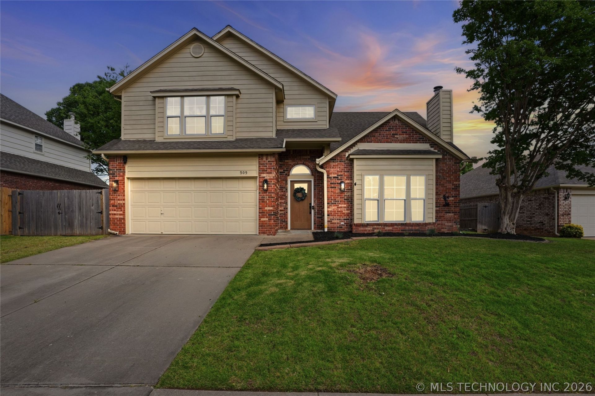 509 N Sweetgum Avenue, Broken Arrow, OK 74012 Main Photo