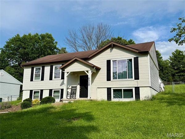 608 Williams Drive, Eureka, MO 63025