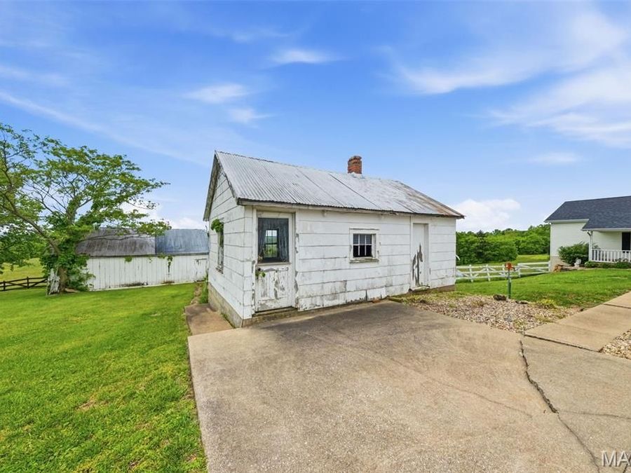 Property Image 95