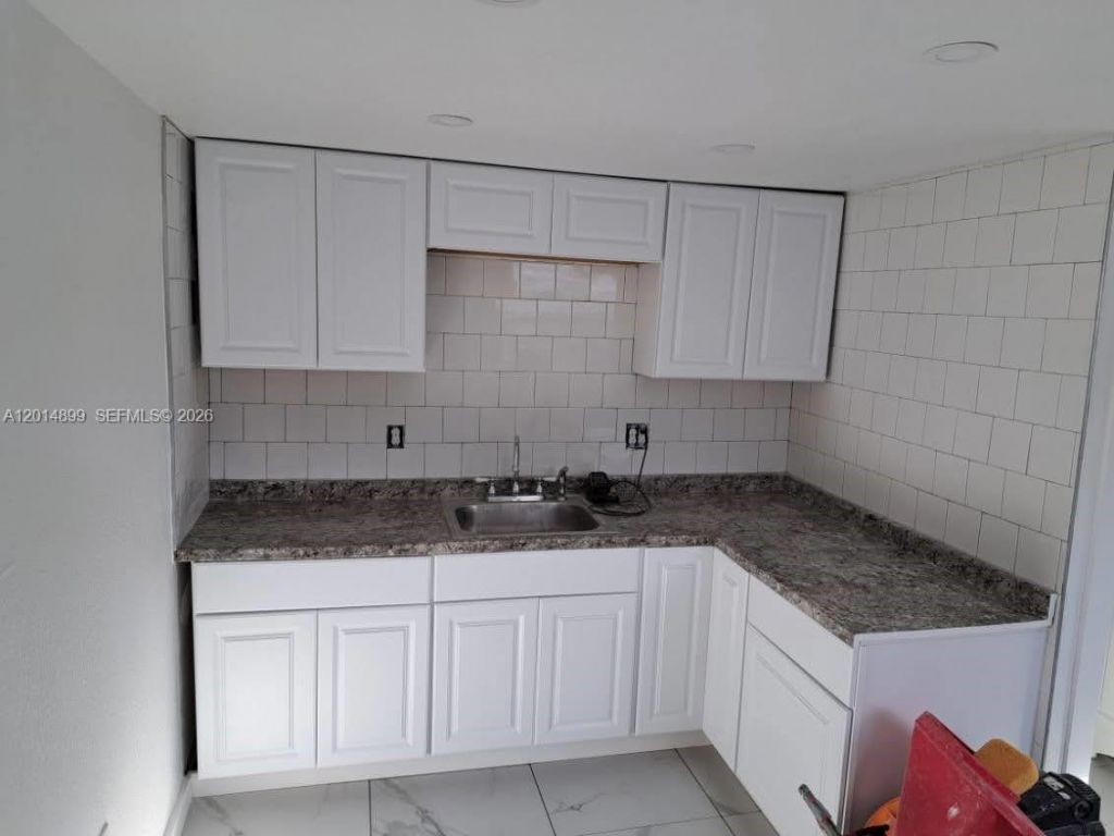 511 NW 62nd Ave, Miami, FL 33126 Photo