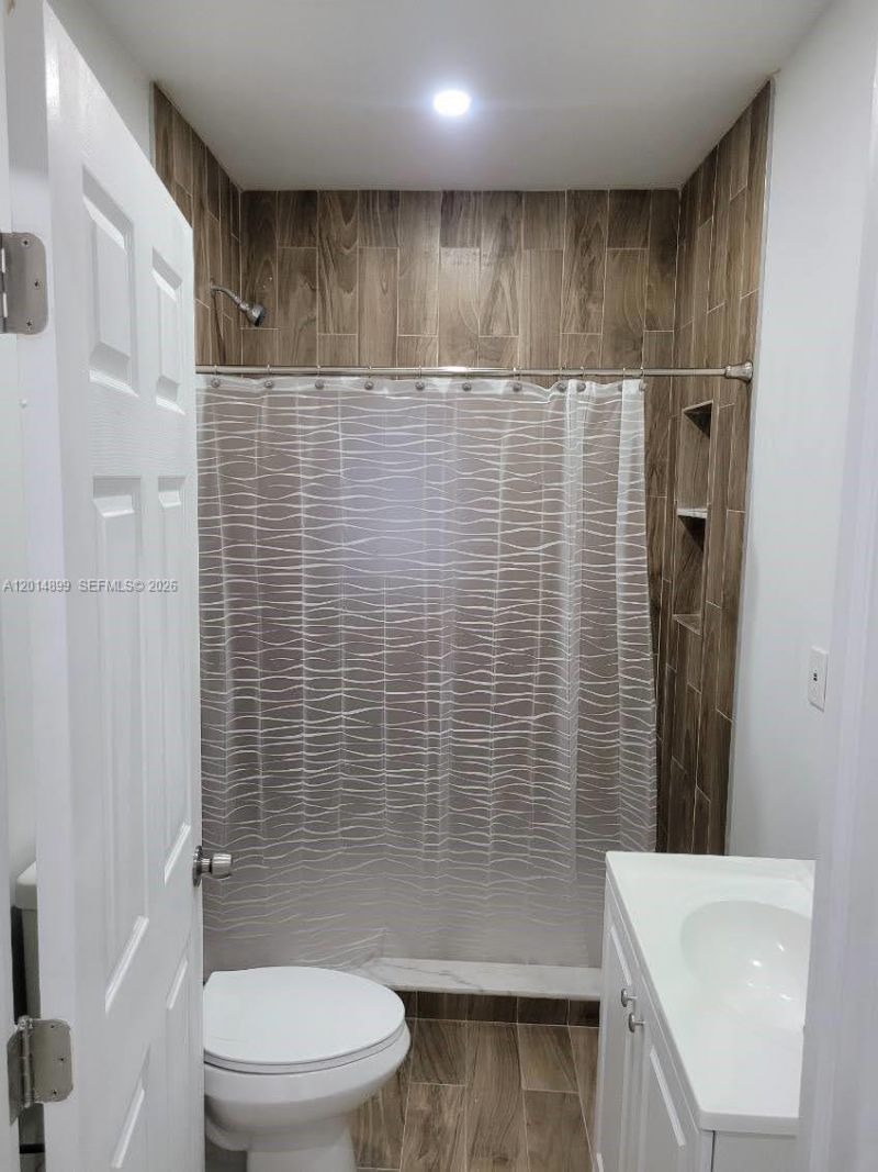 511 NW 62nd Ave, Miami, FL 33126 Photo