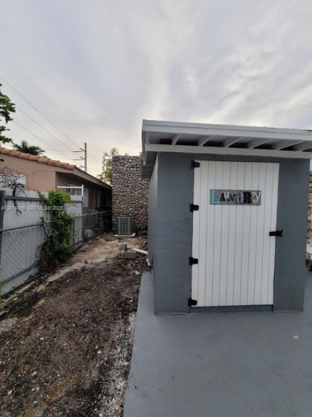 511 NW 62nd Ave, Miami, FL 33126 Photo