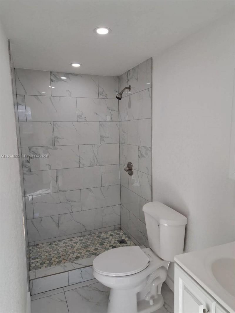511 NW 62nd Ave, Miami, FL 33126 Photo