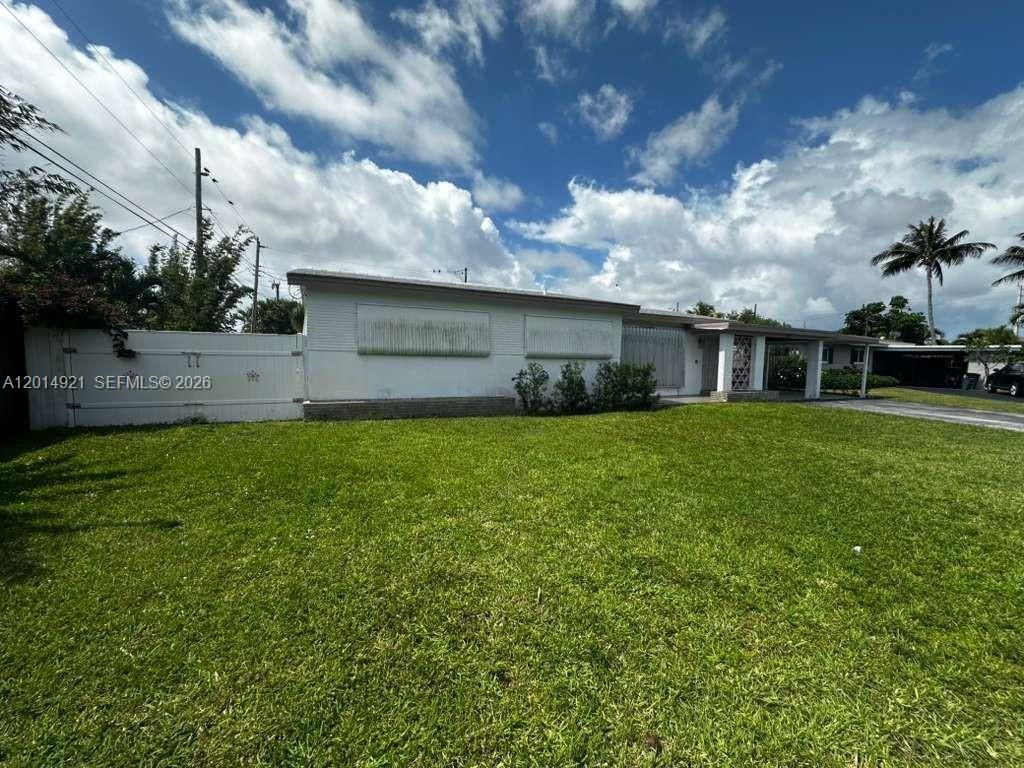 470 NE 45th St , Boca Raton, FL 33431 Photo