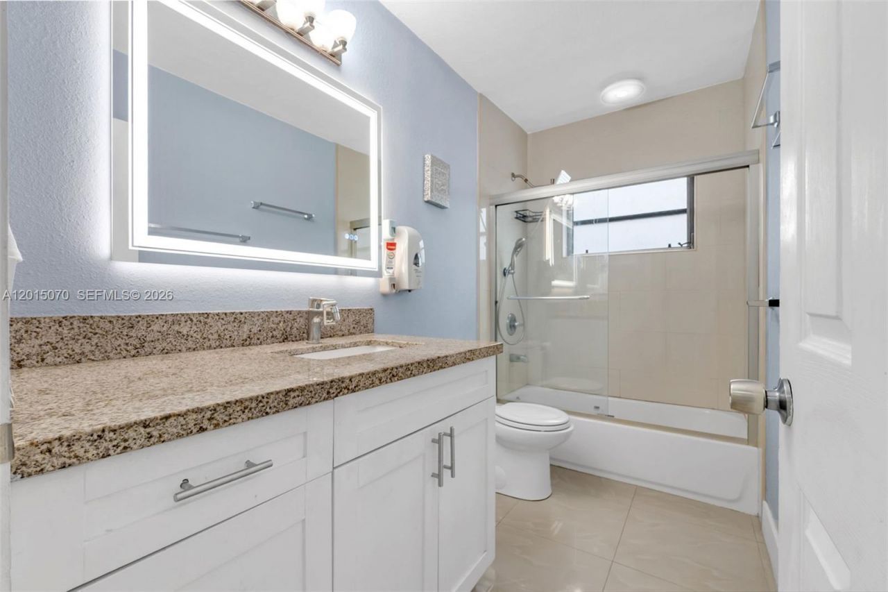 1820 N 27th Ave, Hollywood, FL 33020 Photo