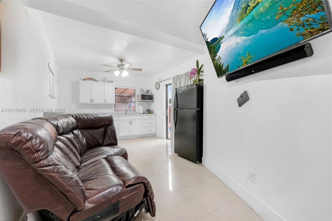 1820 N 27th Ave, Hollywood, FL 33020 Photo