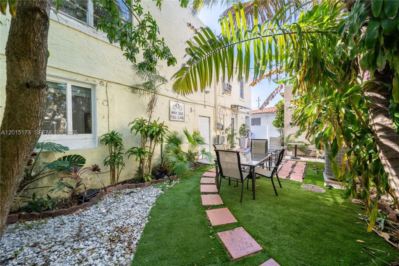 1678 SW 11th St, Unit 1, Miami, FL 33135 Photo