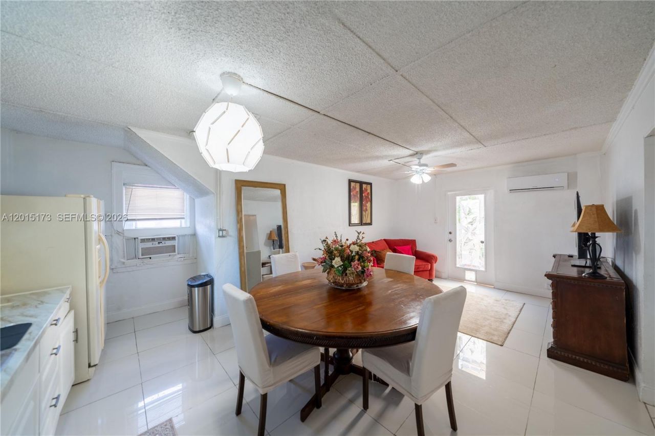 1678 SW 11th St, Unit 1, Miami, FL 33135 Photo