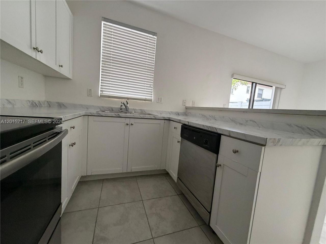 10606 W 33rd Way , Unit 10606, Hialeah, FL 33018 Photo