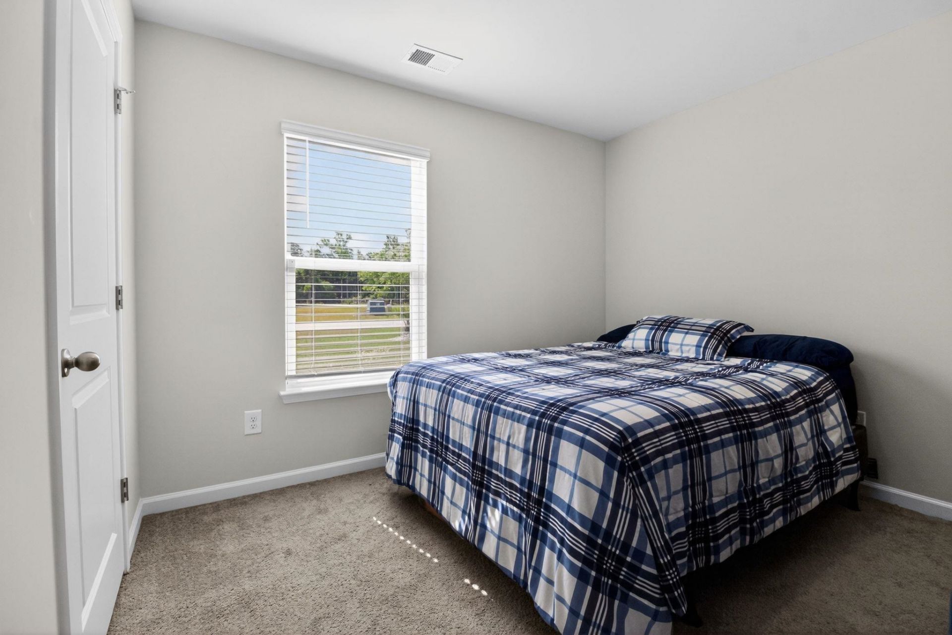 105 Brittmore Park Pl. Photo 6