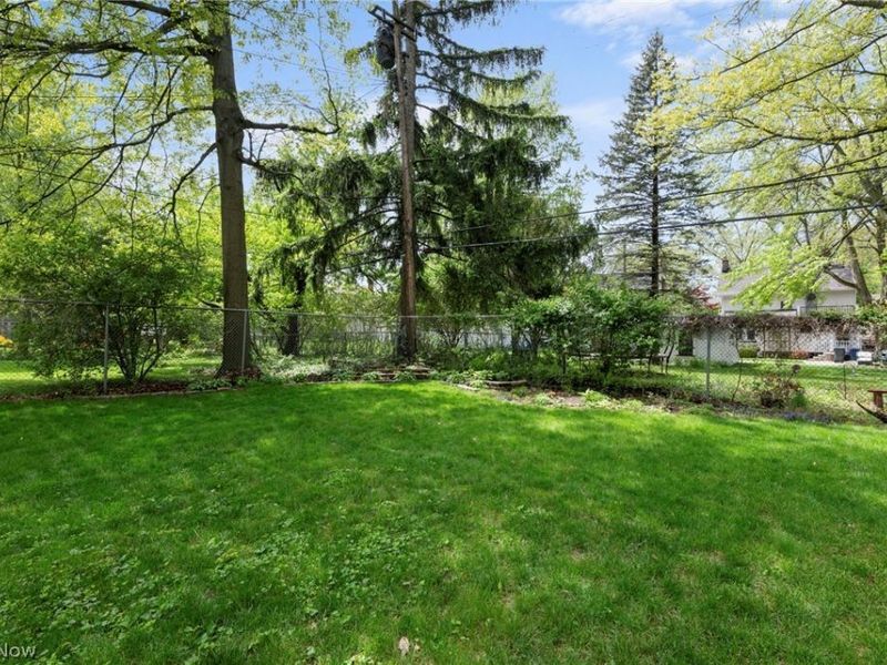 956 Englewood Road, Cleveland Heights, OH 44121 Photo 31