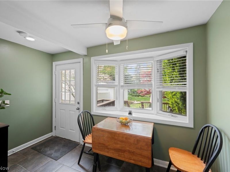 956 Englewood Road, Cleveland Heights, OH 44121 Photo 9