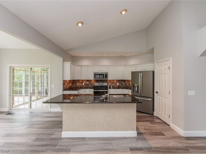 12195 Pheasant Run Circle, North Royalton, OH 44133 Photo 13