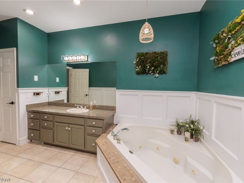12195 Pheasant Run Circle, North Royalton, OH 44133 Photo 24