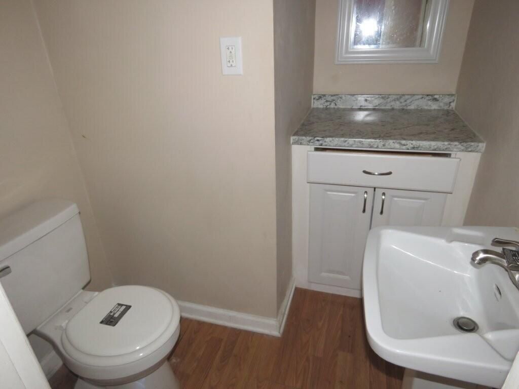 516 Rosewood Drive Photo 17