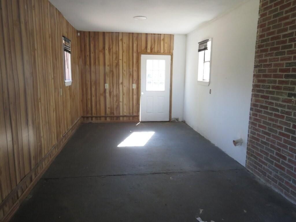 516 Rosewood Drive Photo 8