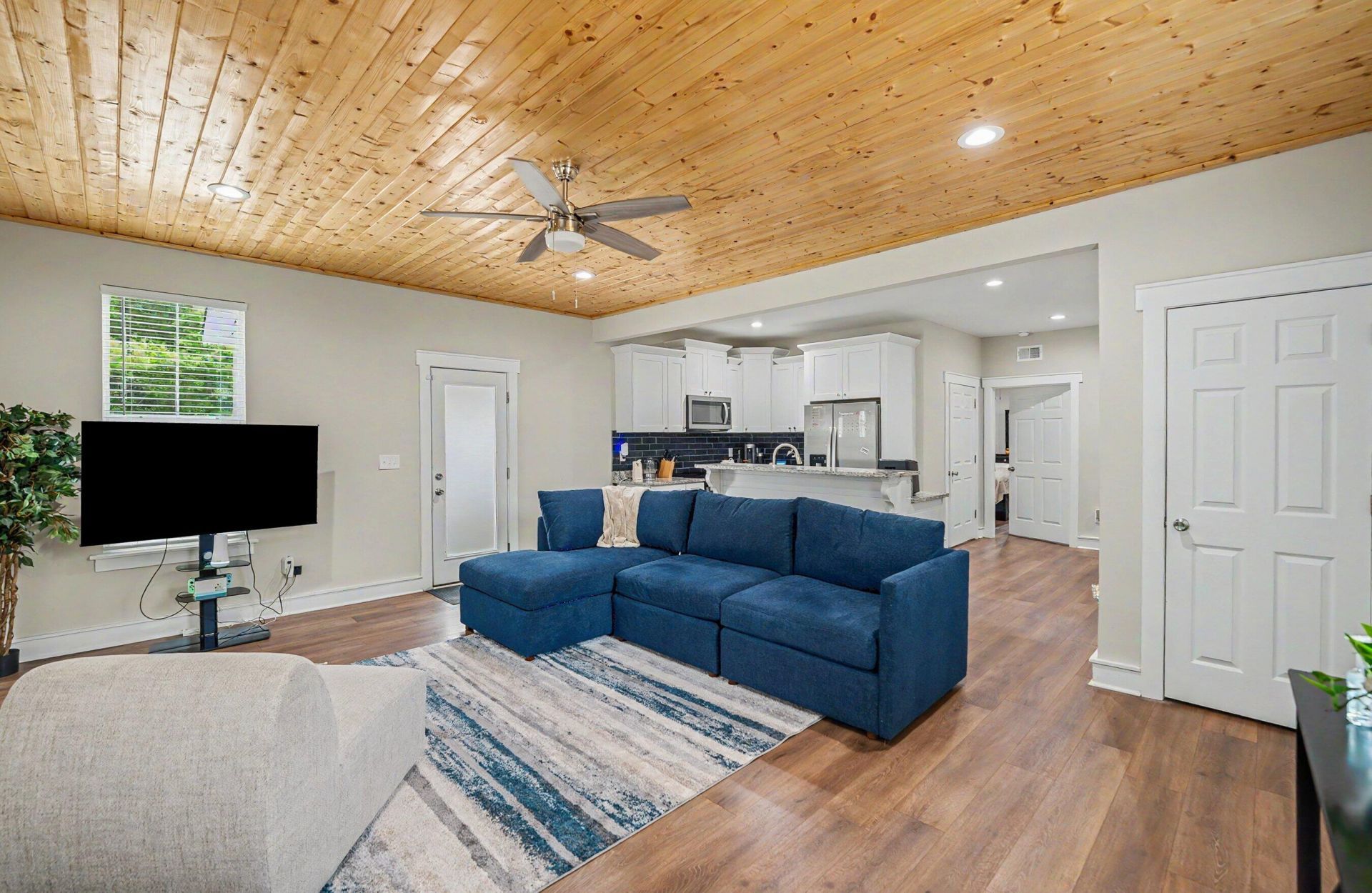 305 Capers Road Photo 10