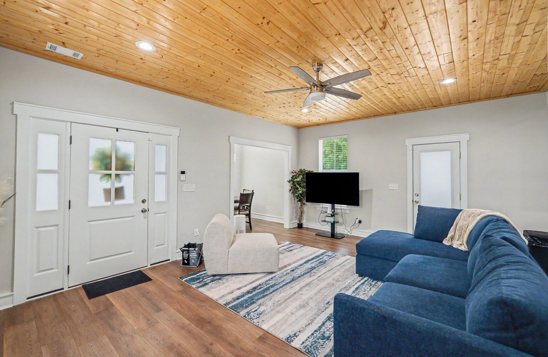 305 Capers Road Photo 11