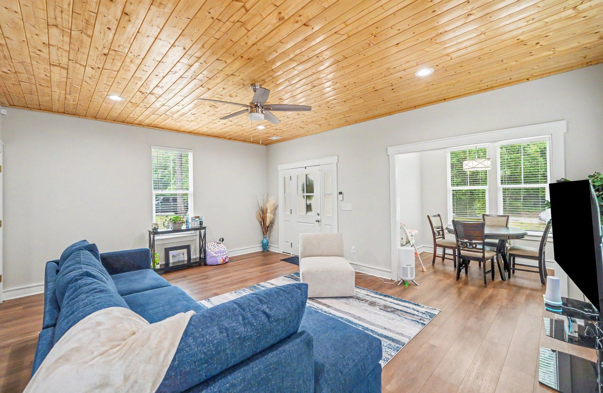 305 Capers Road Photo 12
