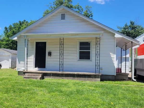 817 G Street NW, Miami, OK 74354