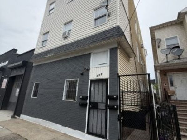 309 Magnolia Ave, Elizabeth, NJ 07206