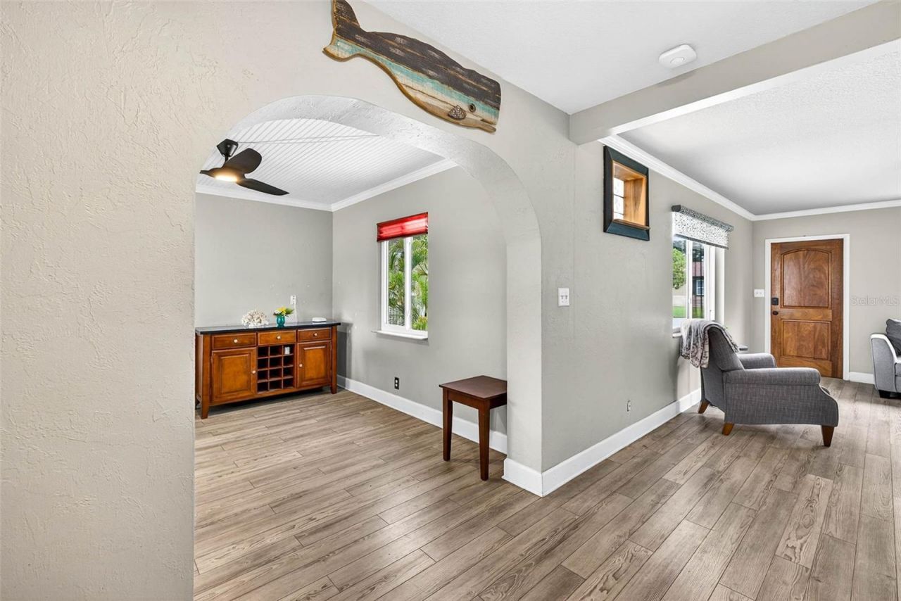 5519 Commonwealth Avenue N, Saint Petersburg, FL 33703 Photo