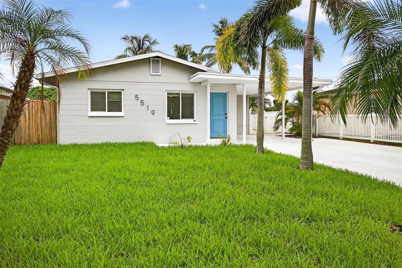5519 Commonwealth Avenue N, Saint Petersburg, FL 33703 Photo